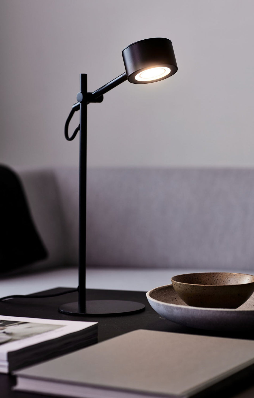 Nordlux Clyde Wall Light – Adjustable Minimalist Design with Moodmaker™ Function in Black 2010835003
