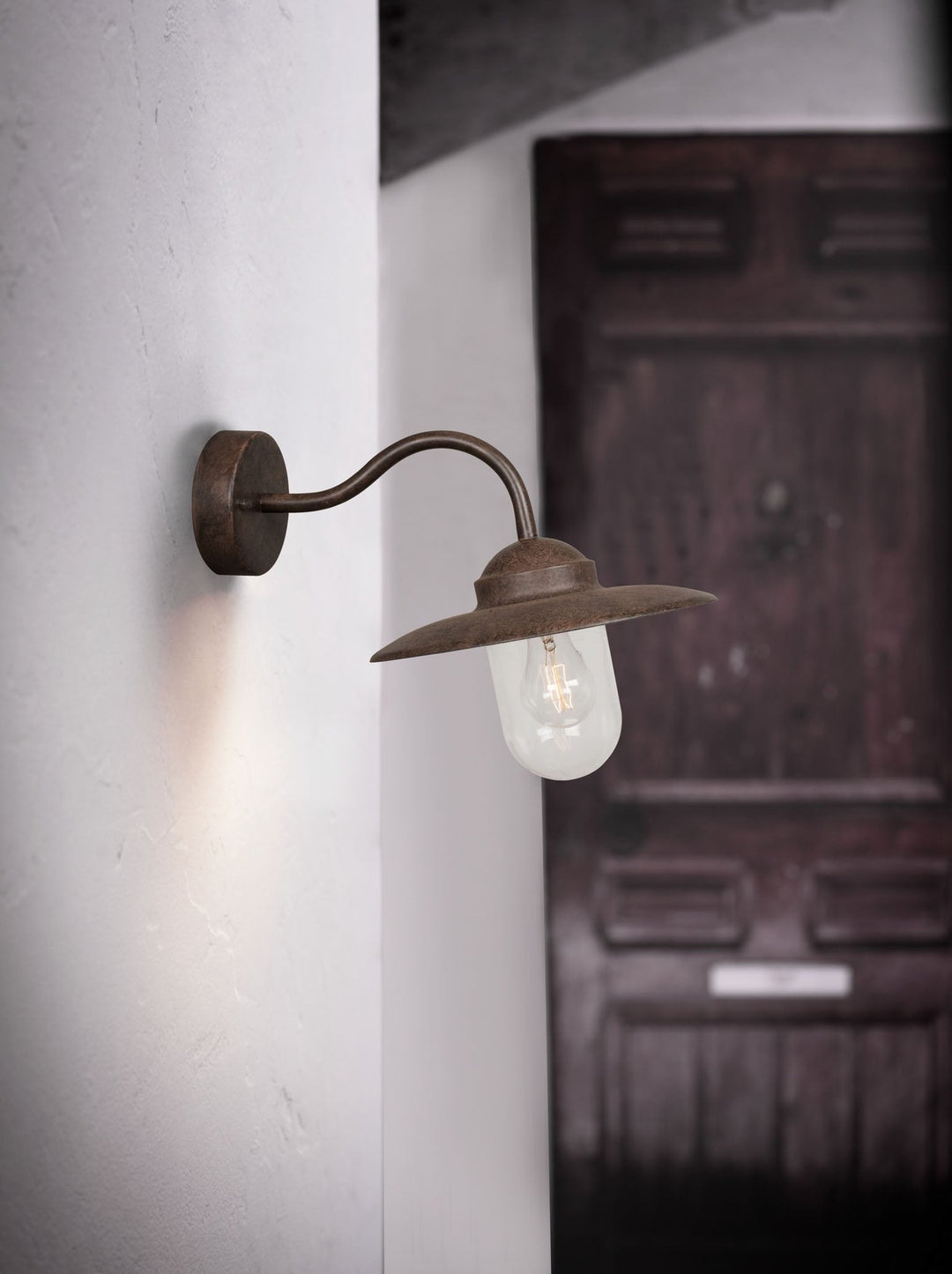 Luxembourg Wall Light Rust | Classic Outdoor Lantern | E27 Dimmable 22671009