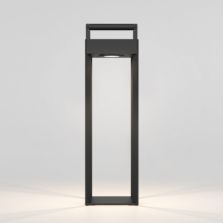 Image of Astro Kuro 450, supplied by Prisma Lighting