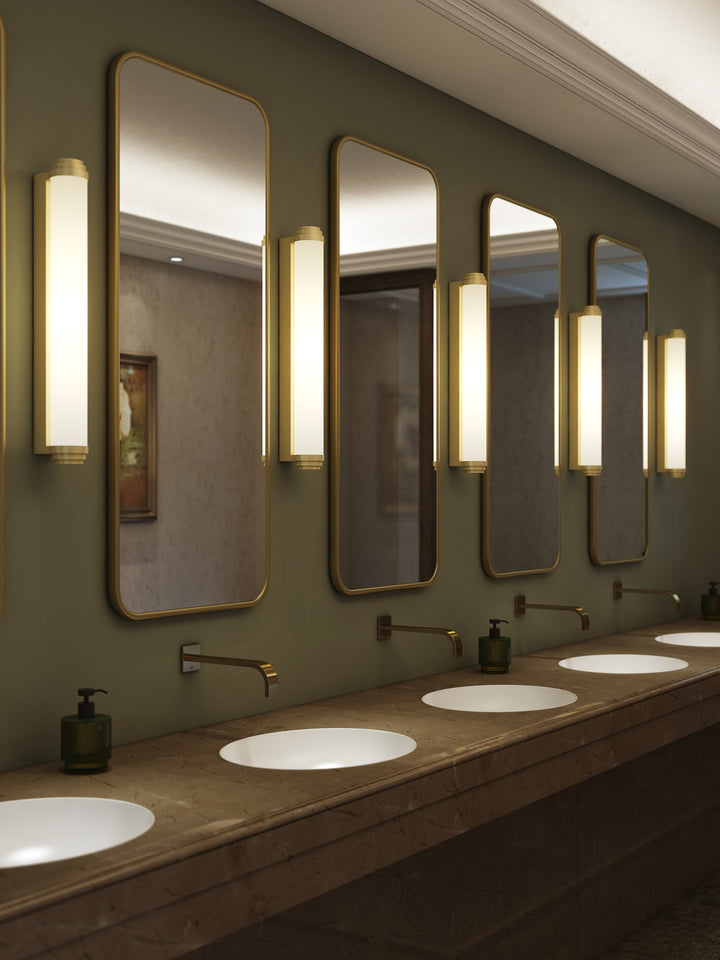 Astro Burlington 600 Phase | Matt Gold | Wall Light 1477007
