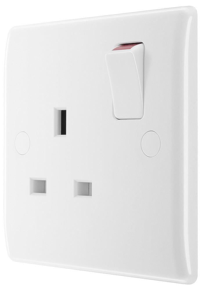 800 Series 13A Single Pole 1 Gang Switched Socket - Prisma Lighting