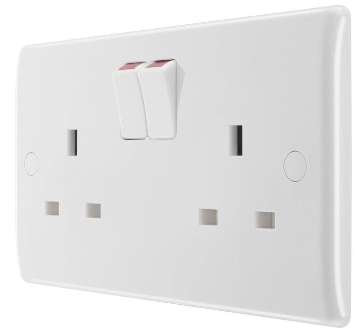 800 Series 13A Double Pole 2-Gang Switched Socket - Prisma Lighting