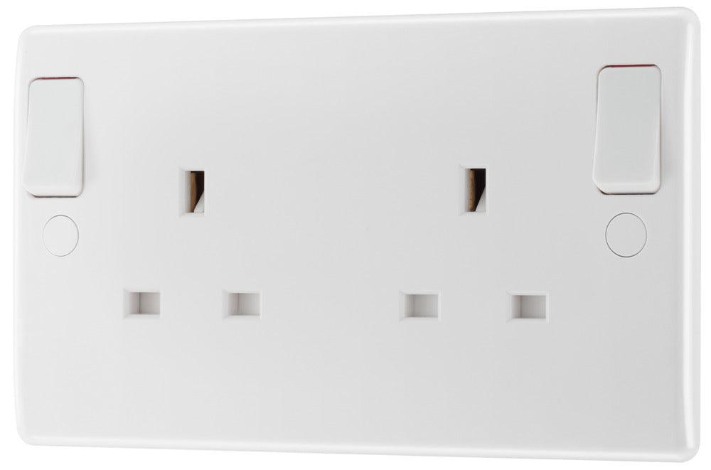 800 Series 13A Double Pole 2-Gang Switched Socket with Outboard Rockers - Prisma Lighting