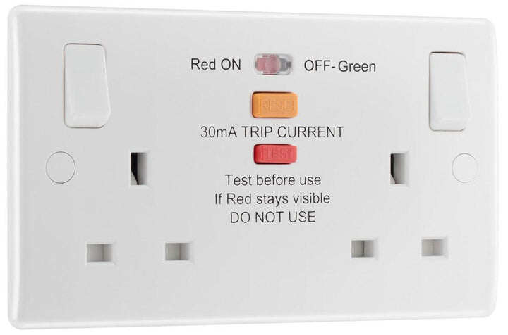 800 Series 13A 2-Gang Switched Socket with RCD Protection - Prisma Lighting