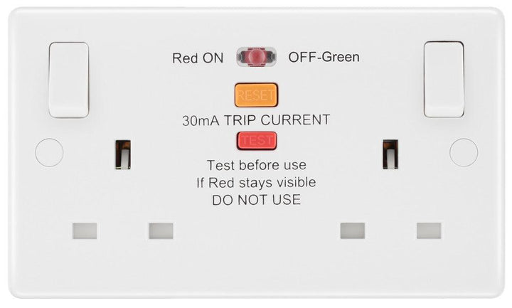 800 Series 13A 2-Gang Switched Socket with RCD Protection - Prisma Lighting