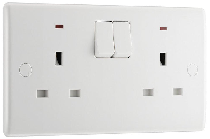 800 Series 13A 2-Gang Switched Socket with Indicators - Prisma Lighting