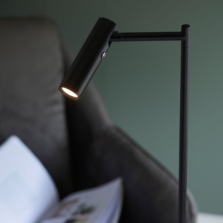 Dedicated Reader Task Floor Black