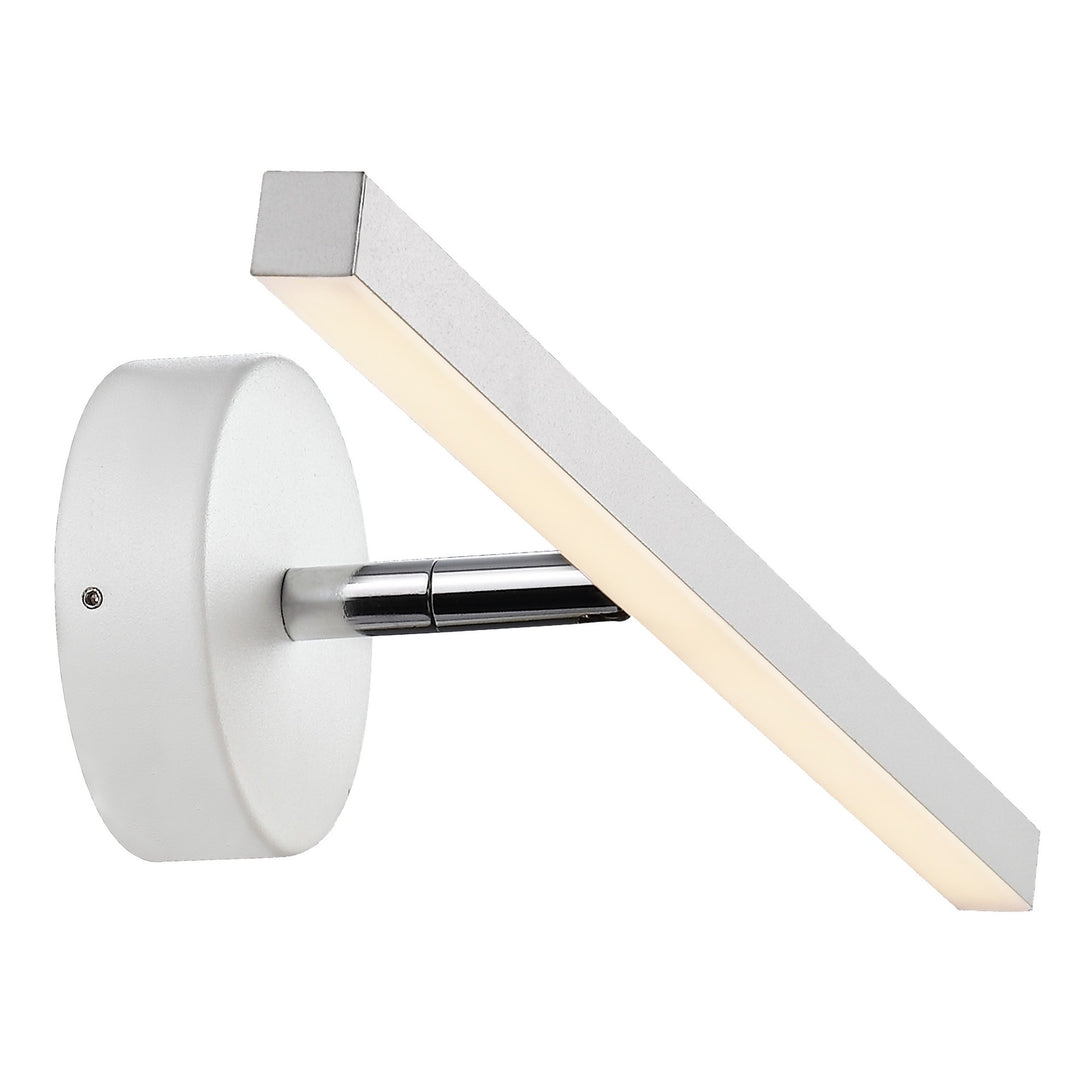 IP S13 40 | Wall Light | White 2410401001
