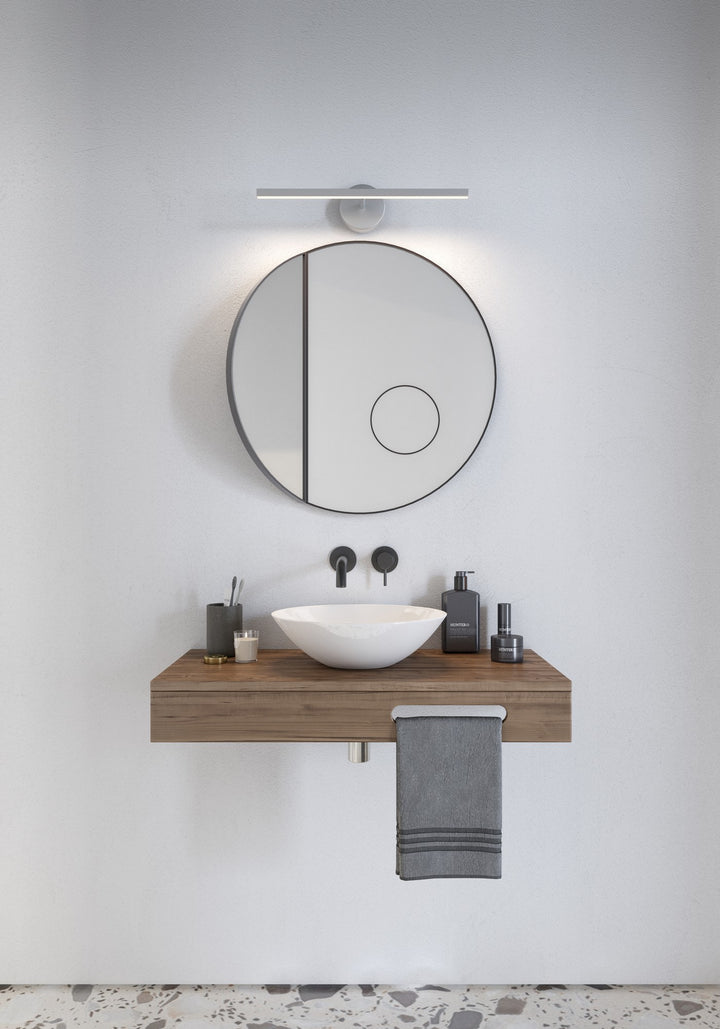 IP S13 40 | Wall Light | White