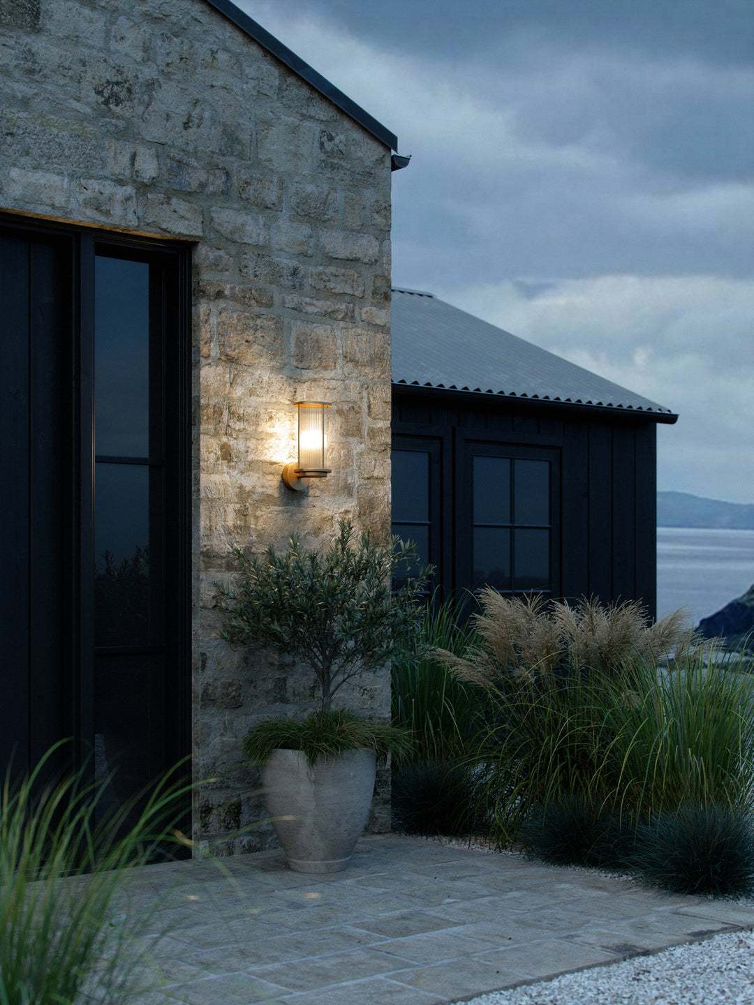 Linton  | Wall | Brass