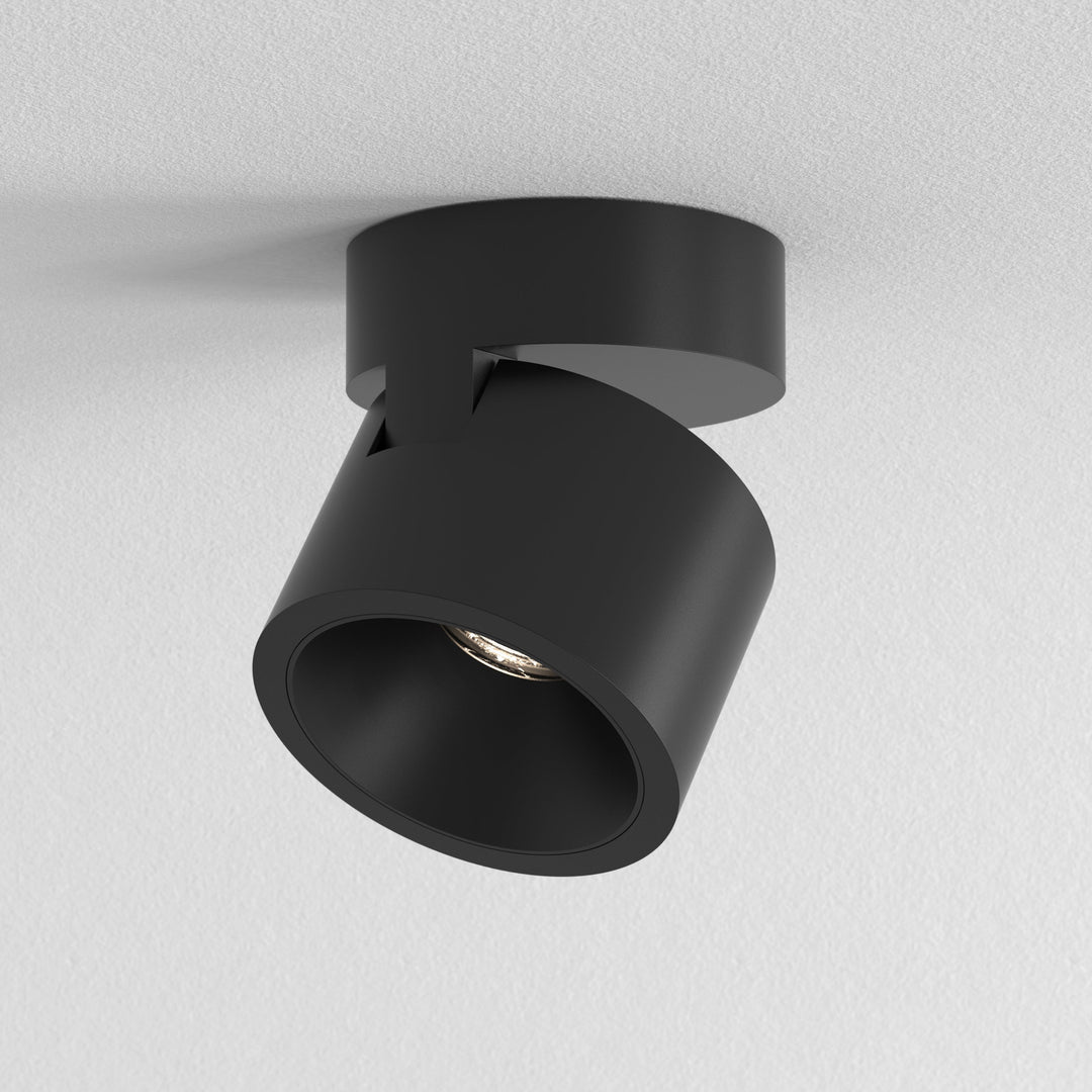 Astro Lynx surface spotlight in matt black
