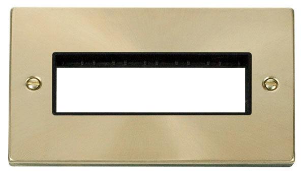Click Deco Six Module Minigrid - Prisma Lighting