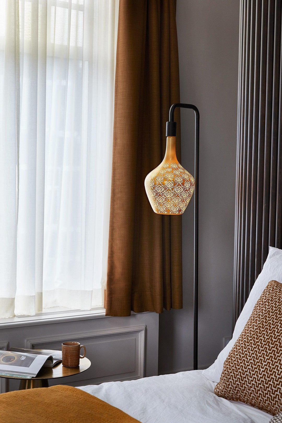 Calex U-line Floor Lamp - Prisma Lighting