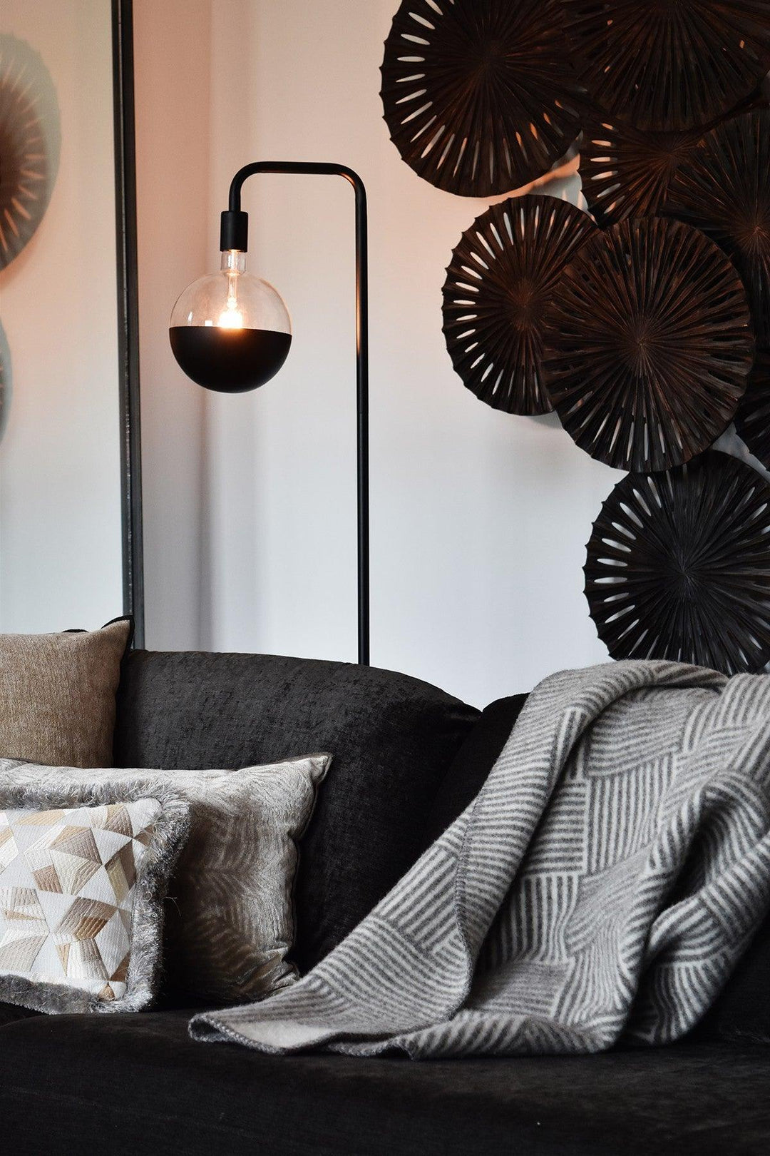 Calex U-line Floor Lamp - Prisma Lighting