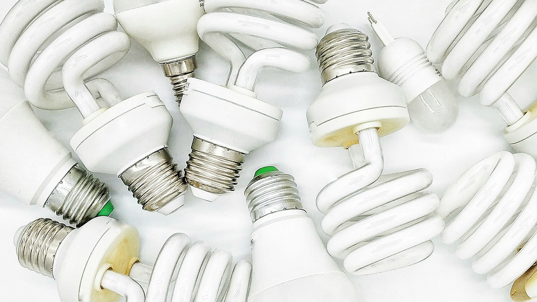 Fluorescent Bulbs & Tubes - Prisma Lighting