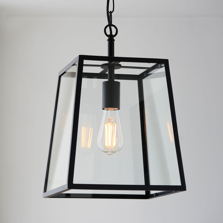 Hurst Pendant Black