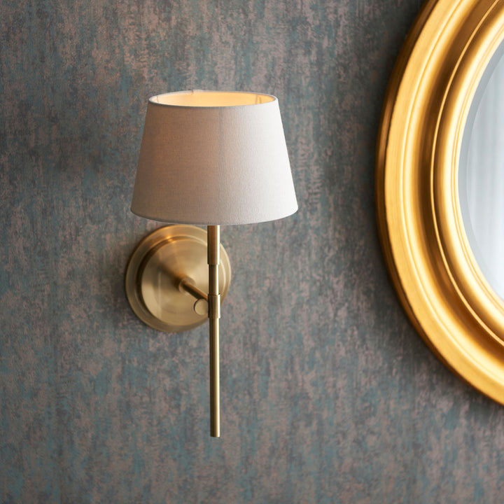 Rennes & Cici Wall Brass