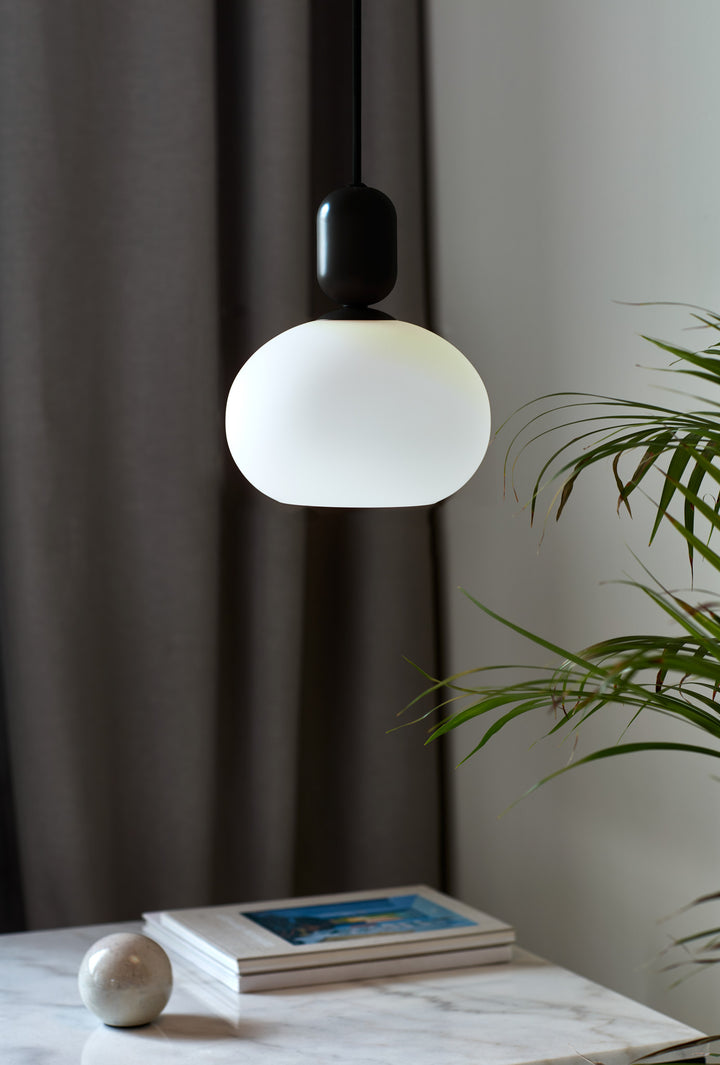 Notti Pendant Light Black