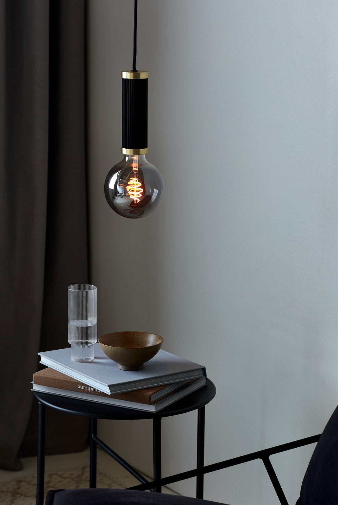 Galloway Pendant Light/Brass Black/Brass