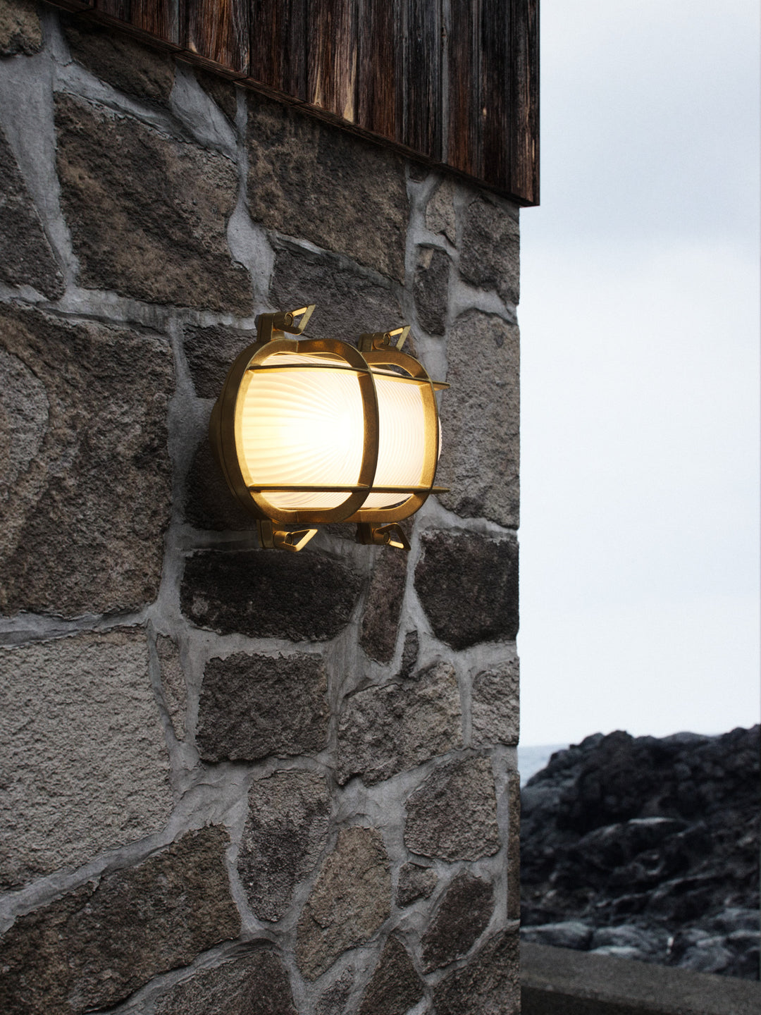 Helford Wall Light Brass