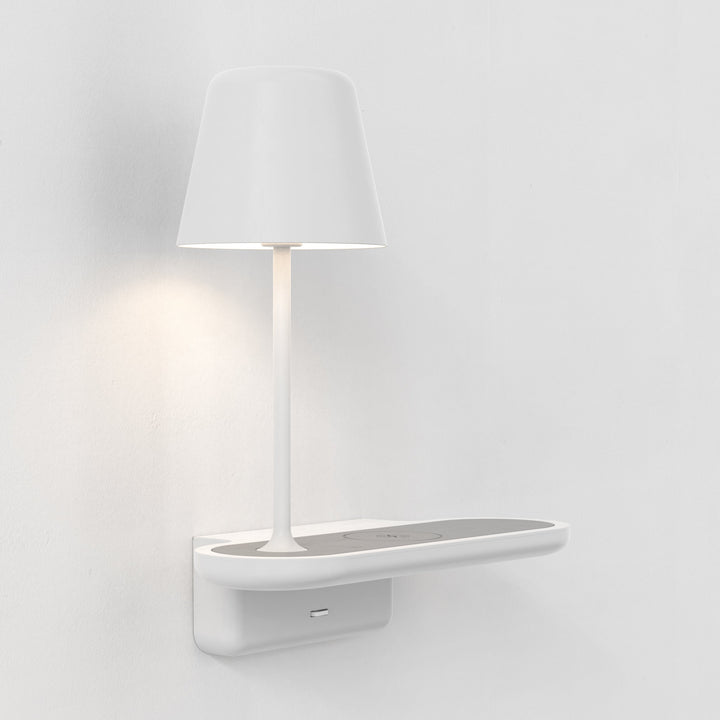 Astro Ito Wall Light Matt White with USB-A port