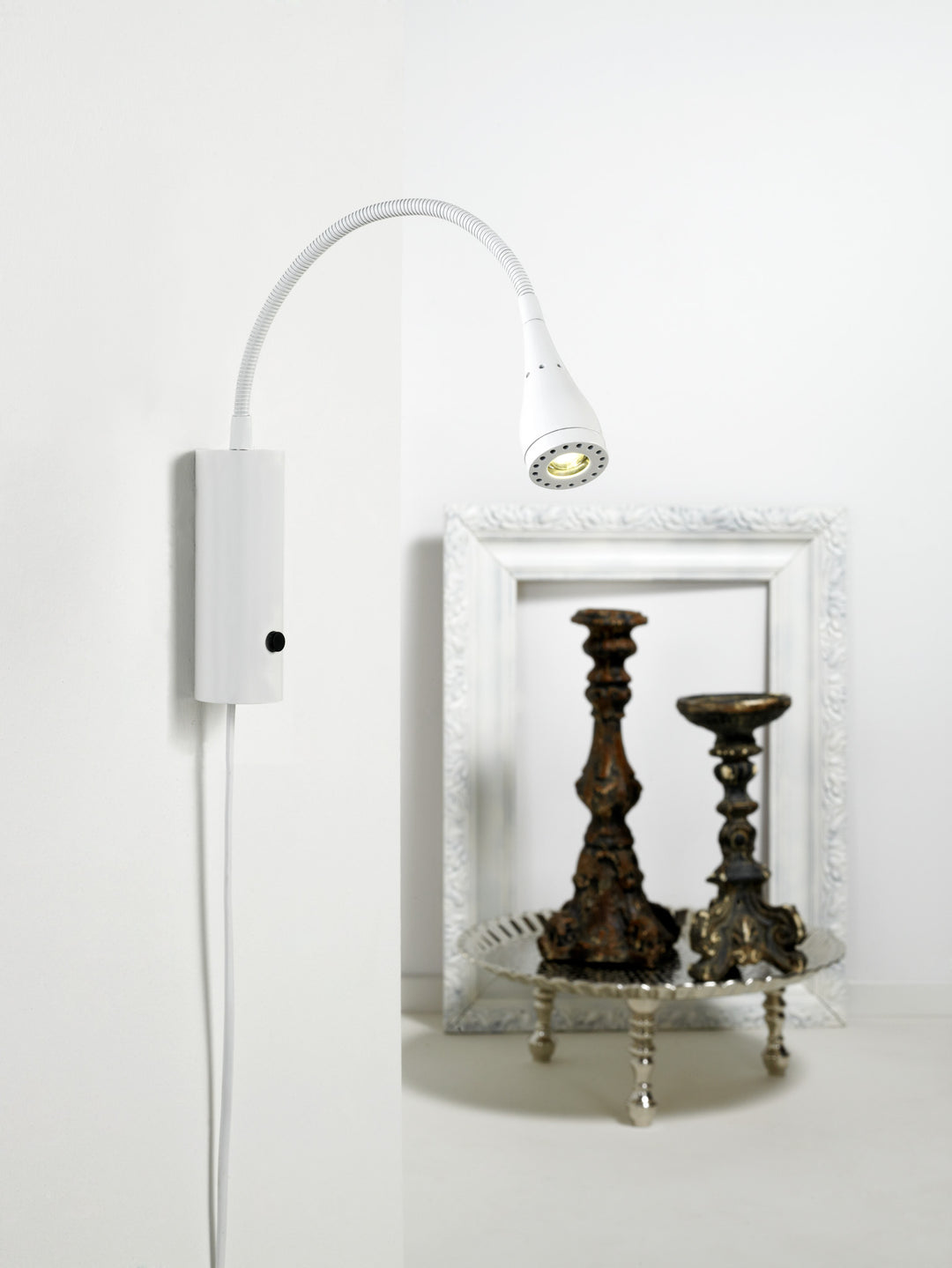 Mento Wall Light White