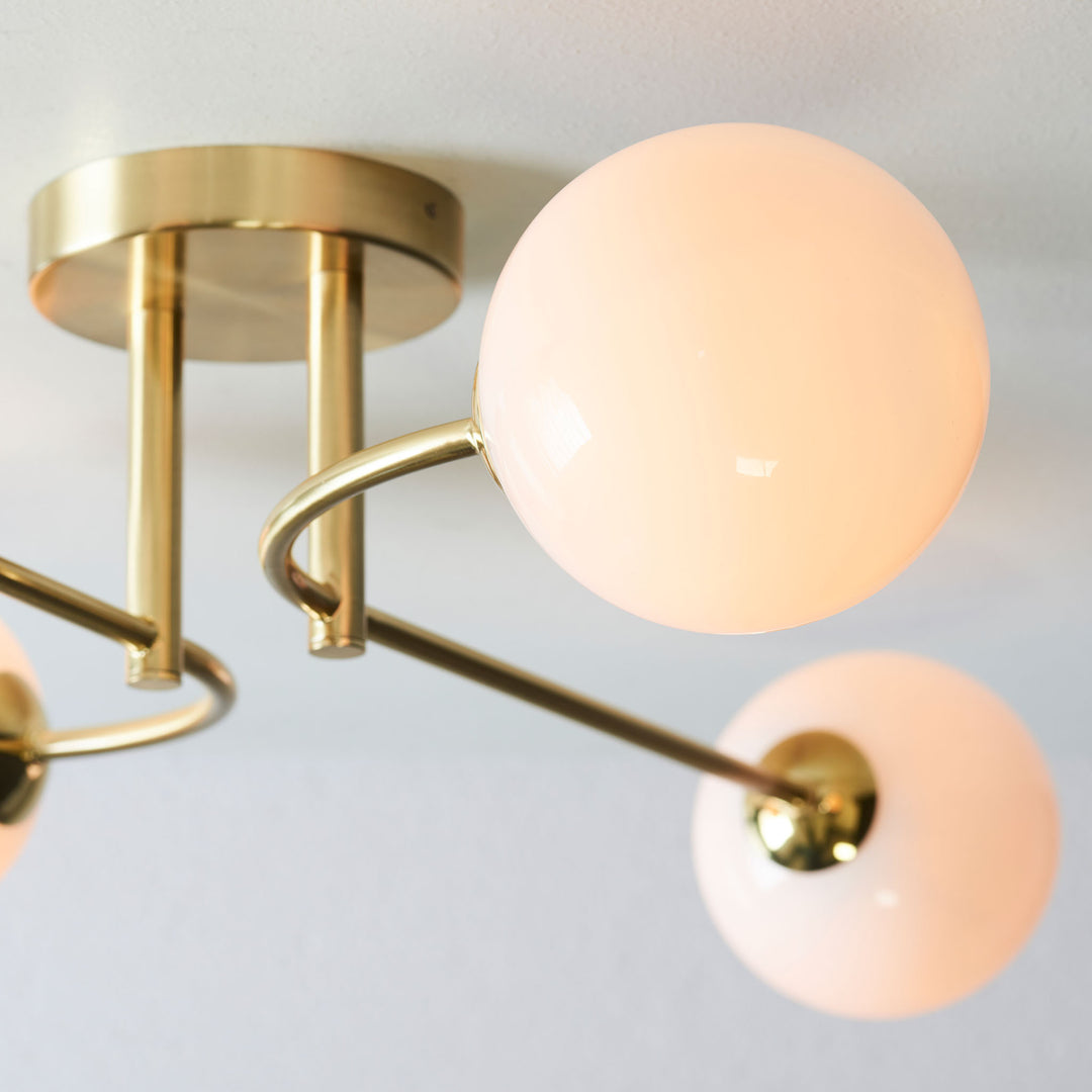 Otto 4lt semi flush Brass