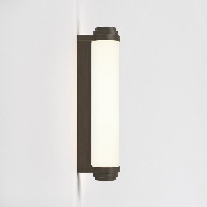 Astro Burlington 400 Phase | Bronze | Wall Light 1477001