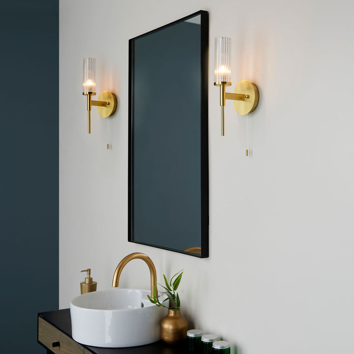 Talo Wall Brass