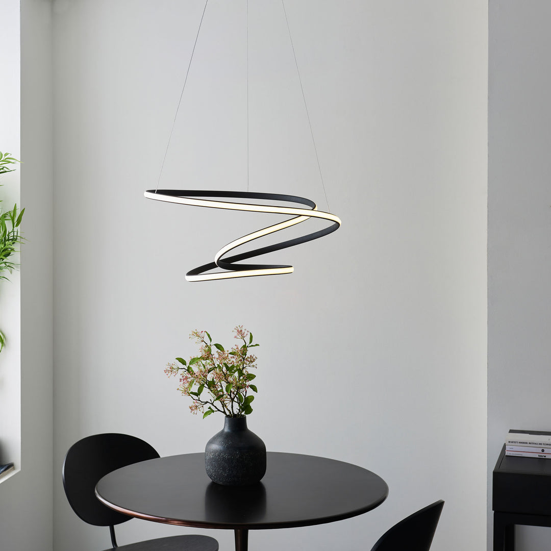 Dune Pendant Black