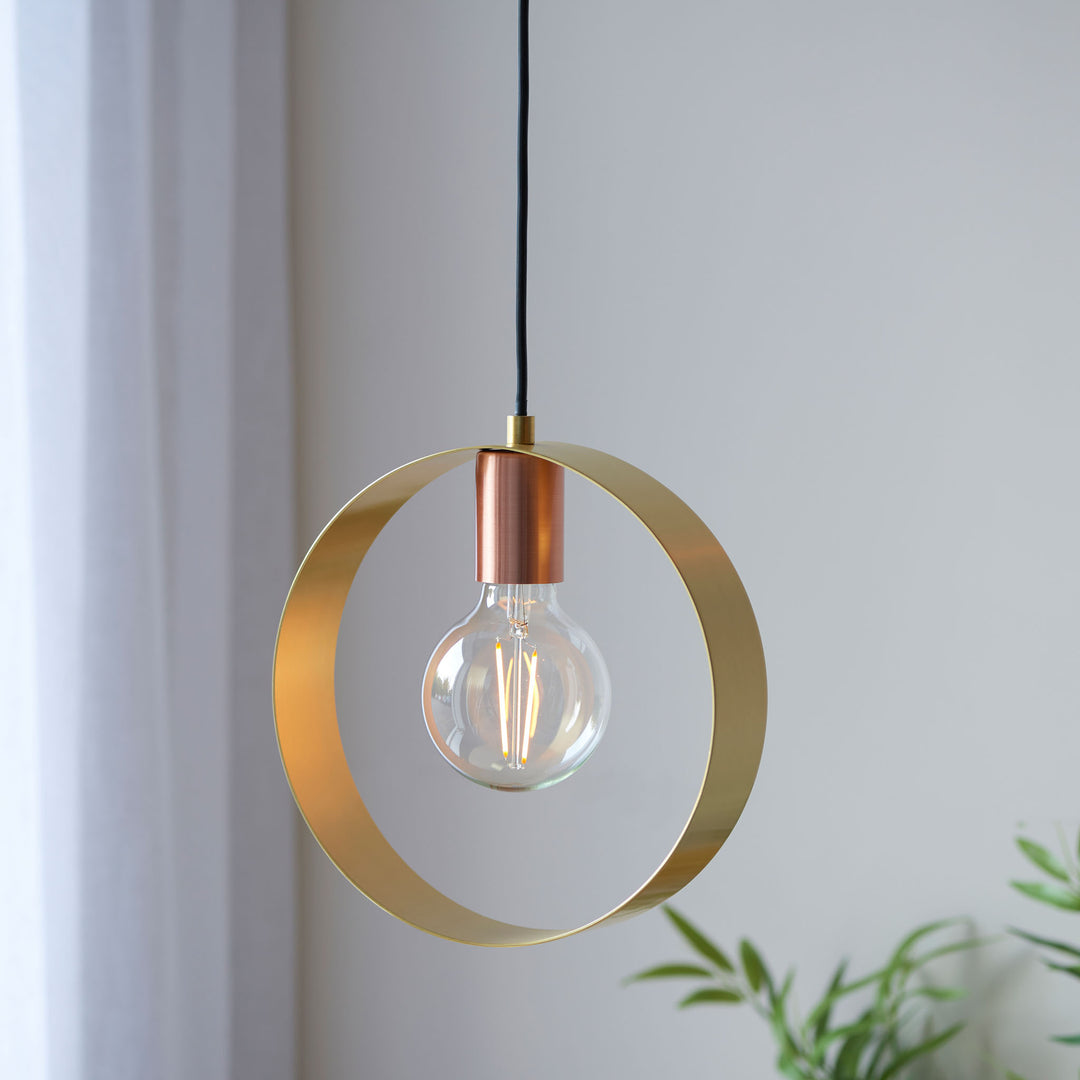 Hoop Pendant Gold