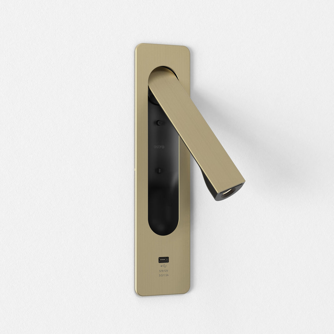 Keta USB-C reading light in Matt Gold finish