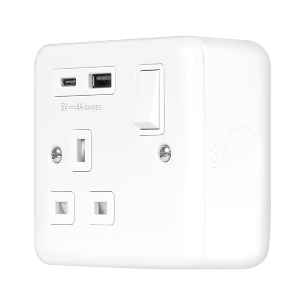 Polar White Industrial Wall  Metal Clad Pro 13A 1G Safety Shutter Switched Socket Outlet With Type A & C Usb (4A Shared) Outlets MCP585PW