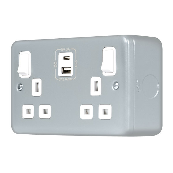 Metal Industrial Wall  Metal Clad Pro 13A 2G Safety Shutter Switched Socket Outlet With Type A & C Usb (4.2A) Outlets MCP586