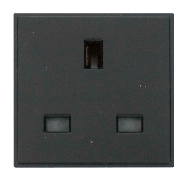 Click New Media 13A UK Socket Outlet - Black MM010BK