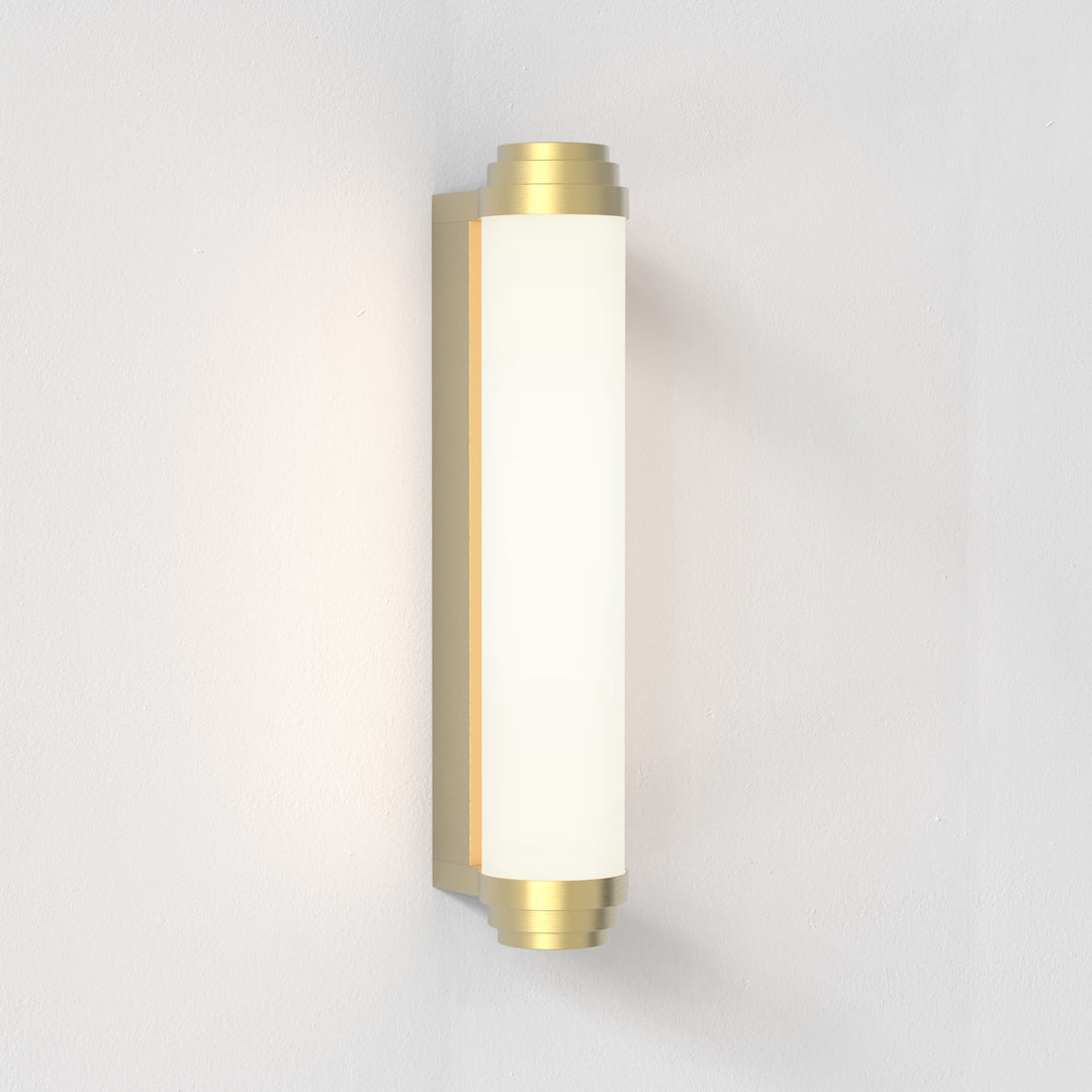 Astro Burlington 400 Phase | Matt Gold | Wall Light 1477003