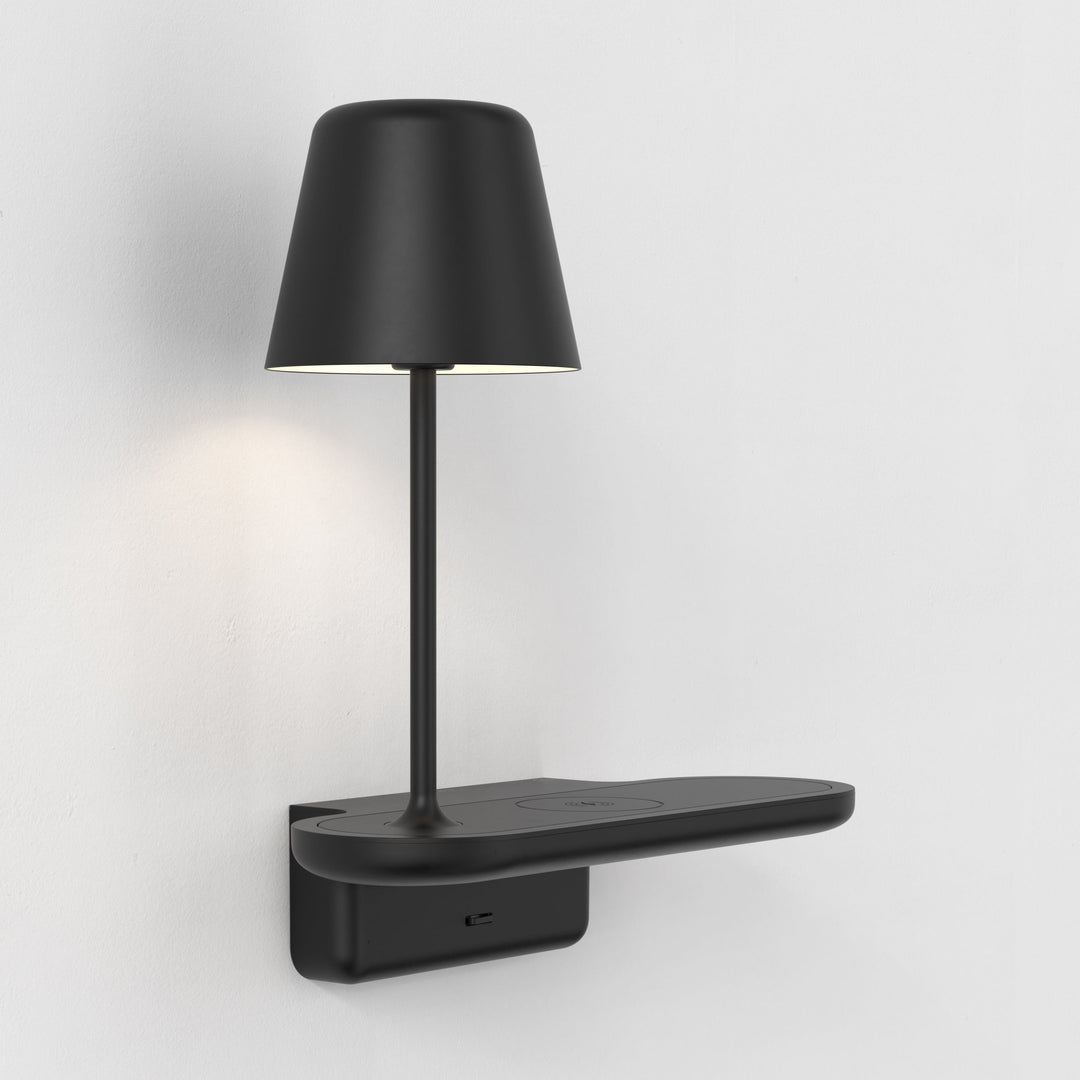 Astro Ito Wall Light Matt Black with Qi charger