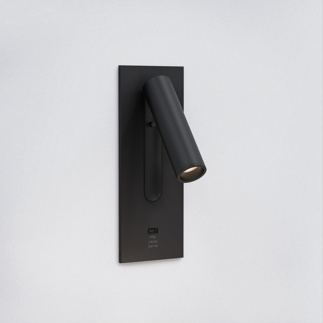 Image of Astro Fuse 3 USB C, supplied by Prisma Lighting