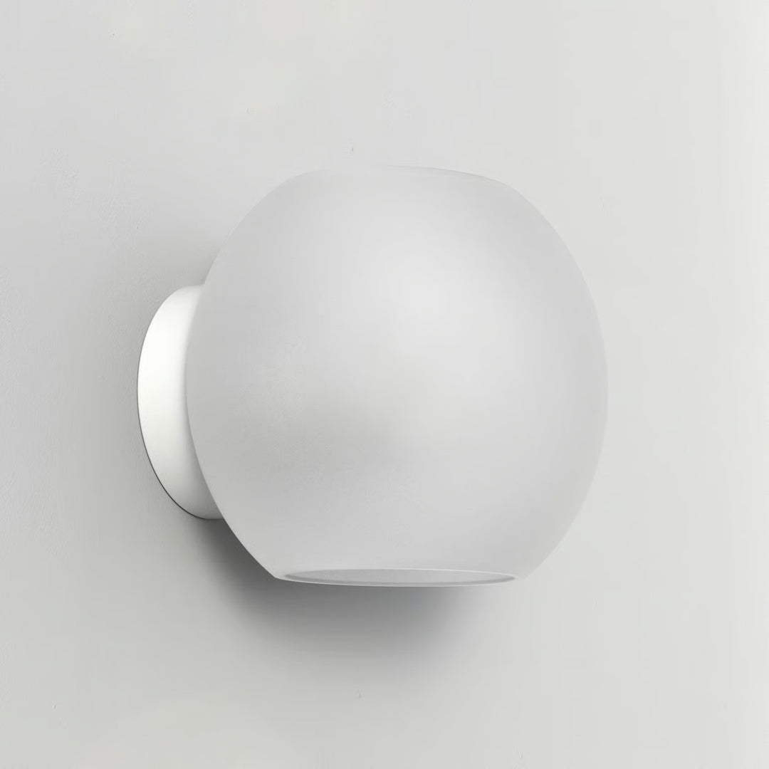 Luna | Matt White | Wall Light