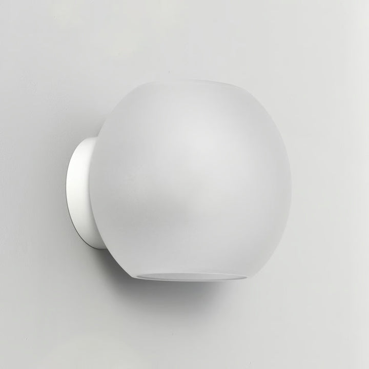 Luna | Matt White | Wall Light