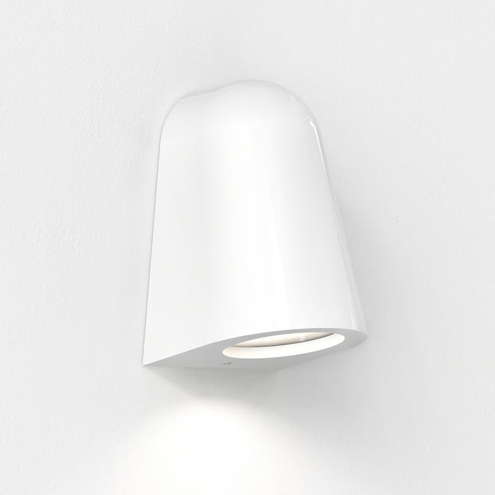 Astro Mast Light in Gloss Glaze White with clear glass