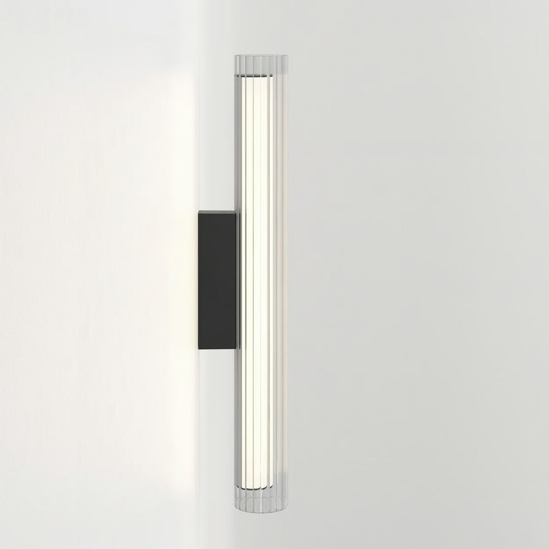 io 665 | Wall Light