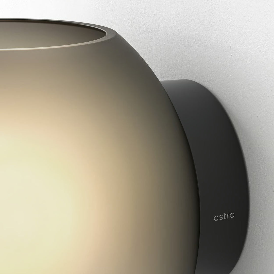 Luna | Matt White | Wall Light