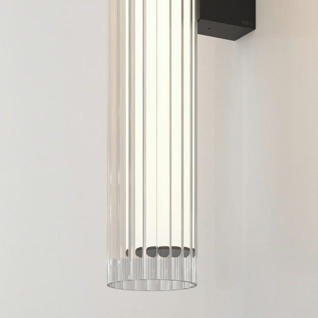 io 665 | Wall Light