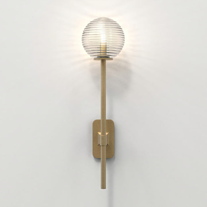 Profile shot showing the 450 mm drop and 70 mm width of the fixture